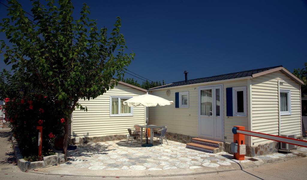 Camping Los Pinos Peniscola Ruang foto