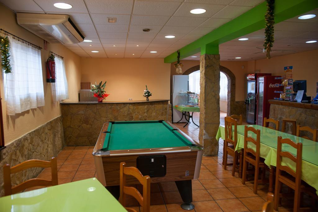 Camping Los Pinos Peniscola Bagian luar foto