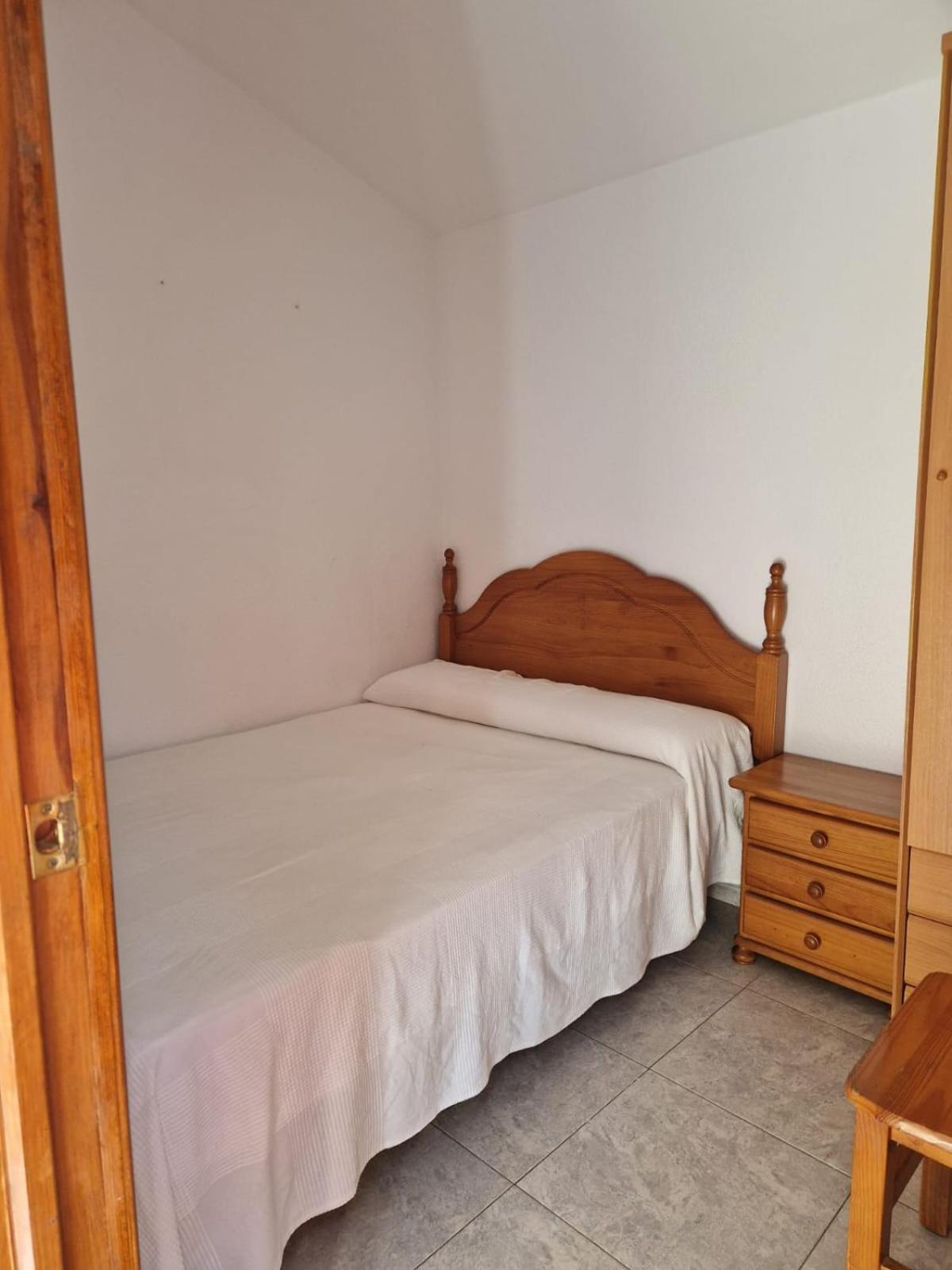 Camping Los Pinos Peniscola Bagian luar foto