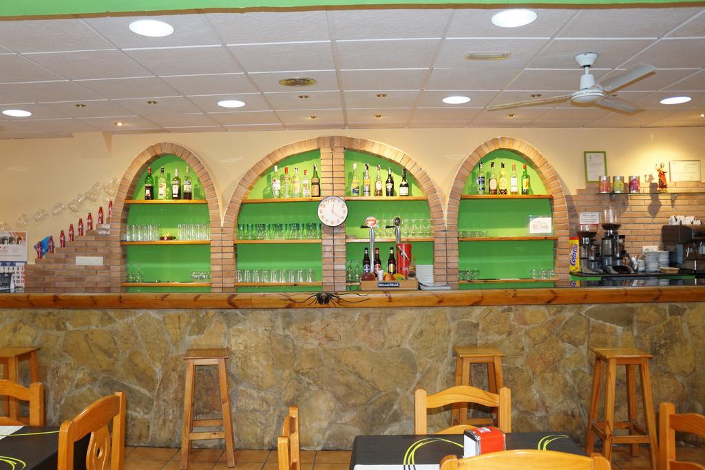 Camping Los Pinos Peniscola Bagian luar foto